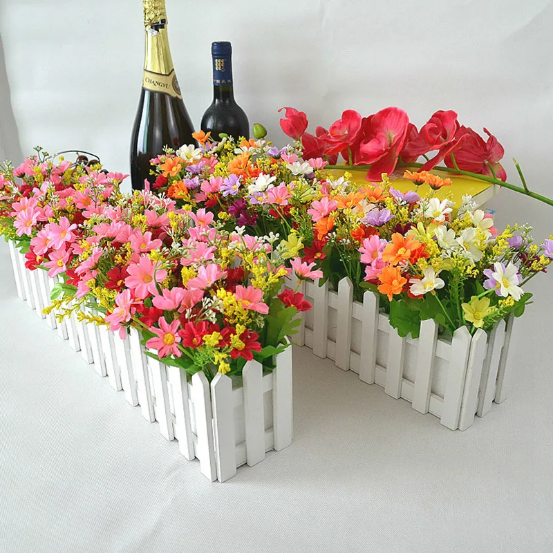 

Wedding Decor Artificial Flower Fake Daisy in White Picket Fence Pot Pack Louis Simulation Artificial Flowers Garden Small Plant