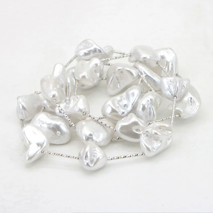 1 Irregularly Shell White Pearl Necklace (1)