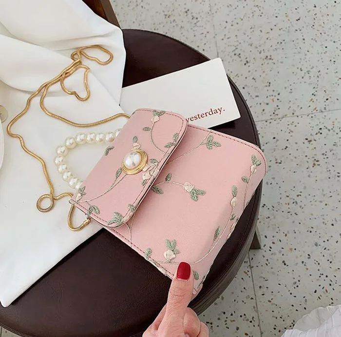 Hot Floral Embroidery Handbag Purse Handbag Pearl Chain Tote Bag Leather Messenger Bags Crossbody Clutch Bag