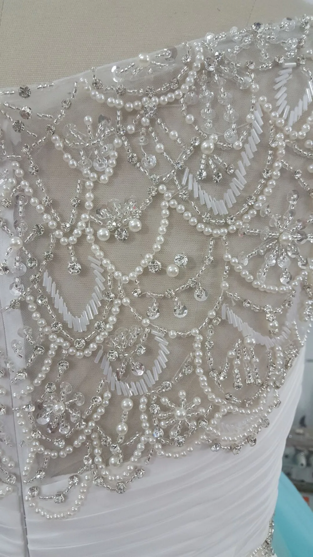 scoop neckline