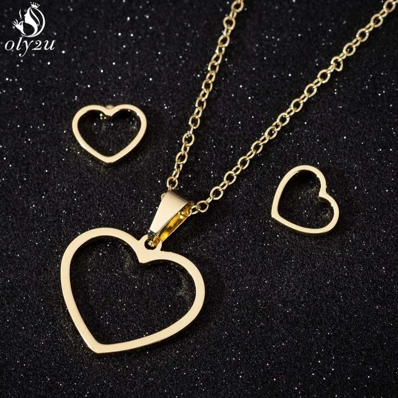 

Oly2u Simple Heart Necklaces Pendants for Women Love Jewellery Bridesmaid Gifts Stainless Steel Link Chain Bijoux Femme Collier
