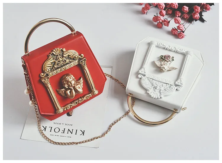 clutch purse