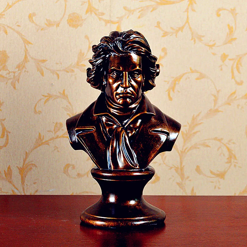 

Ludwig Van Beethoven Head Portraits Bust Western Classical Statue Home Decoration Resin Craftwork Sketch Practice 30CM L2576