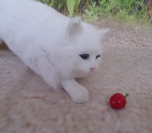 Белый моделирования кошка игрушка полиэтилена и меха Ползучая CAT модель подарок около 14x41x13 см 2063