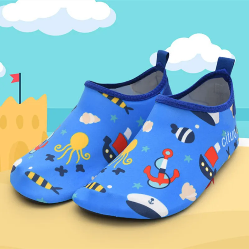 11-23 cm القدم الاطفال الشاطئ السباحة جوارب الغوص الطفل لينة وحيد داخلي الجلد أحذية أكوا الأطفال الرياضية شاطىء البحر المنبع رياضية 11-23 cm القدم الاطفال الشاطئ السباحة جوارب الغوص الطفل لينة وحيد داخلي الجلد أحذية أكوا الأطفال الرياضية شاطىء البحر المنبع رياضية