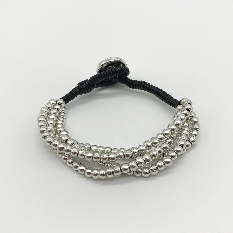 

2017 Simple fashion leather rope, hand woven bracelet, silver plated beads, retro Beaded Bracelet B036