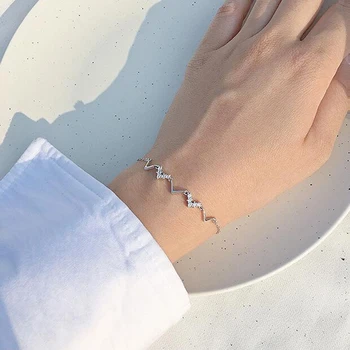 

XIYANIKE 925 Sterling Silver Simple Personality Retro Wave Cubic Zirconia Fine Bracelet Fashion Gift Hand Jewelry Birthday Party