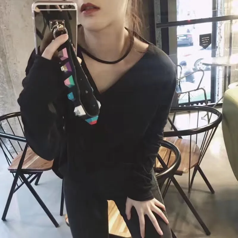 

Luxury Rivet Ornaments Mirror Case For IPhone X XS MAX XR 5S 8 7 6S Plus Acrylic Phone Back Cover Strap Case Coque Phone Bags