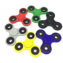 Палец Spinner игрушка multi Цвет Треугольники гироскопа Непоседа Пластик EDC руки для аутизм СДВГ беспокойство стресса фокус Игрушечные лошадки