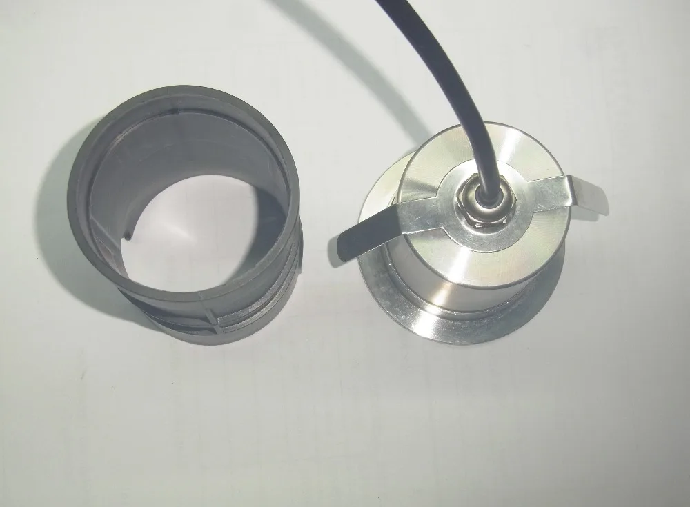 Vendas da Fábrica Subaquática ao ar Ac85-265v à Prova Conduzida Livre 12v Dip68 Água Ip68 Piscina Luzes Lagoa Lâmpadas Fonte Lâmpada 75mm 3w Luz 8 Luzes subaquáticas