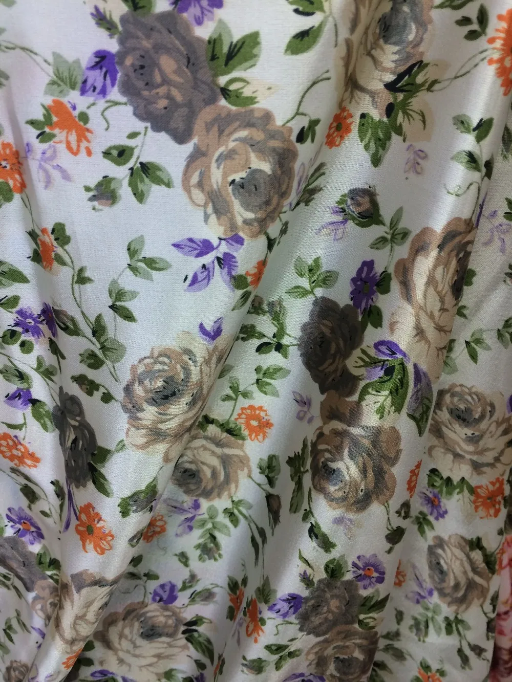 Elegant Floral Dress Fabric Soft Spandex Satin Material with printing design Silk Fabric for