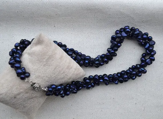 

Perfect Pearl Necklace,Navy Color Twisted AA 6-7MM Real Freshwater Pearl Necklace,Fashion Lady's Jewelry.