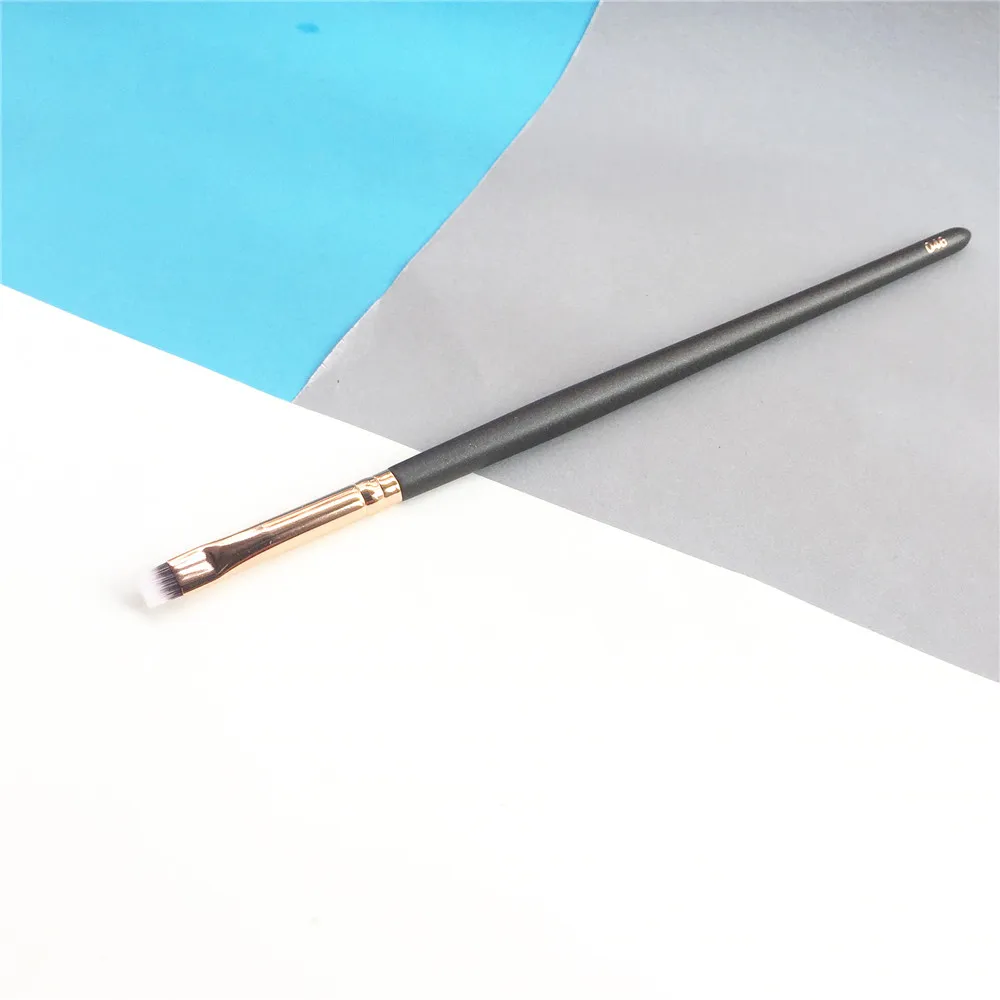 My Destiny 046 Precision Flat Liner Concealer Brush _ 2