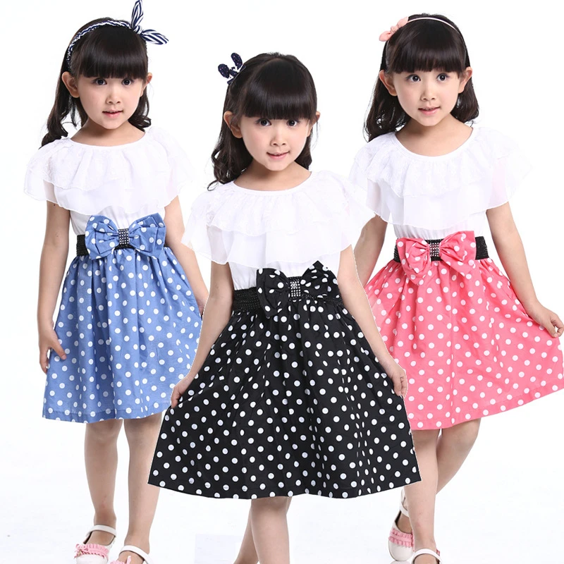 vestido de bolinha de criança