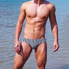 Des11 Летняя мужская одежда для плавания Sunga сексуальный купальник в черно-белую полоску мужская пляжная доска мужские шорты для плавания с низкой талией купальный костюм