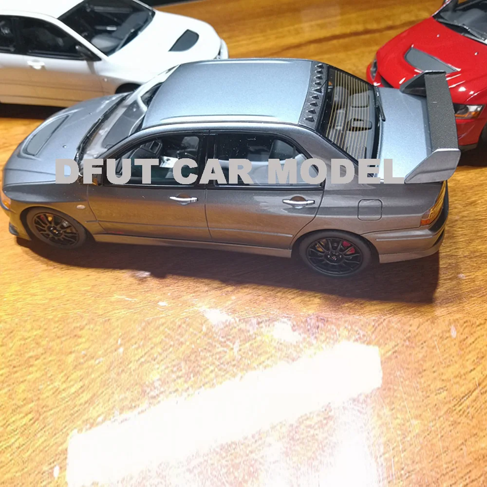 1:18 металлическая модель автомобиля Lancer EVO 8 оригинальные авторизованные