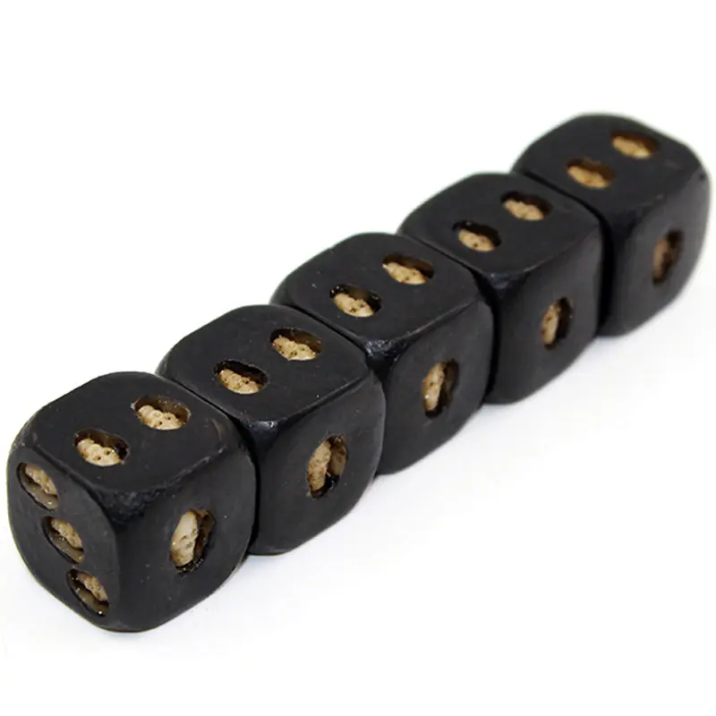

5pcs/set Black Skull Dice Gothic Gambling Skeleton Dice Playing Game Toys For Club Pub Party Nemesis Six Sided Resin Cube
