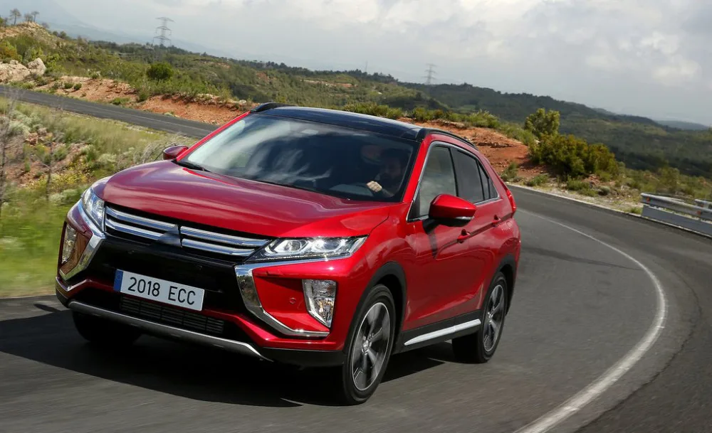 Mitsubishi-Eclipse_Cross-2018-1024-10