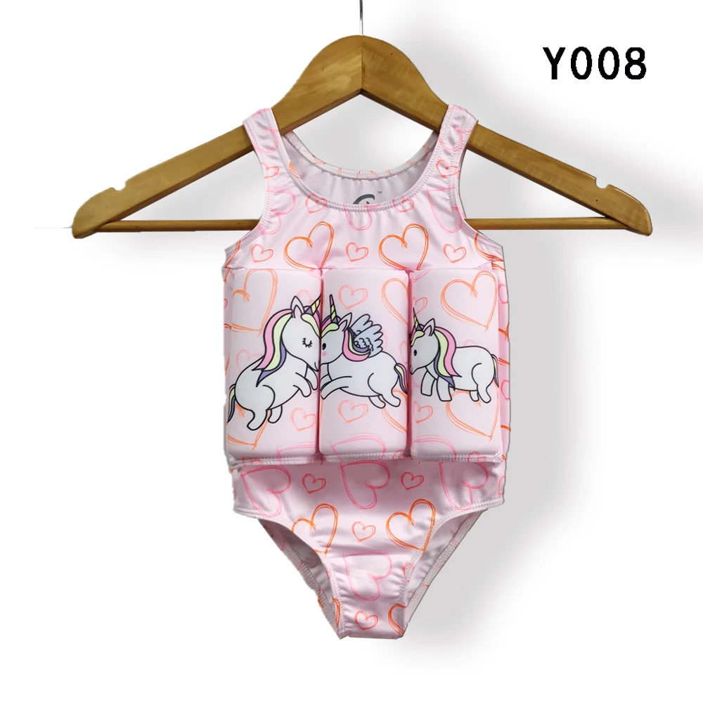 Y008