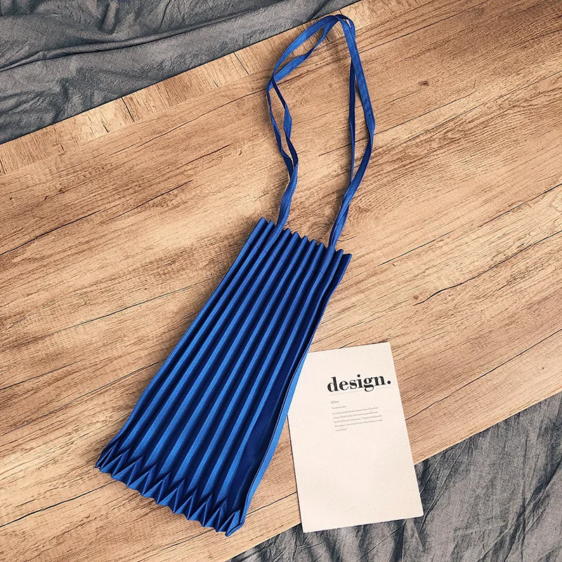 10606642871_446570302