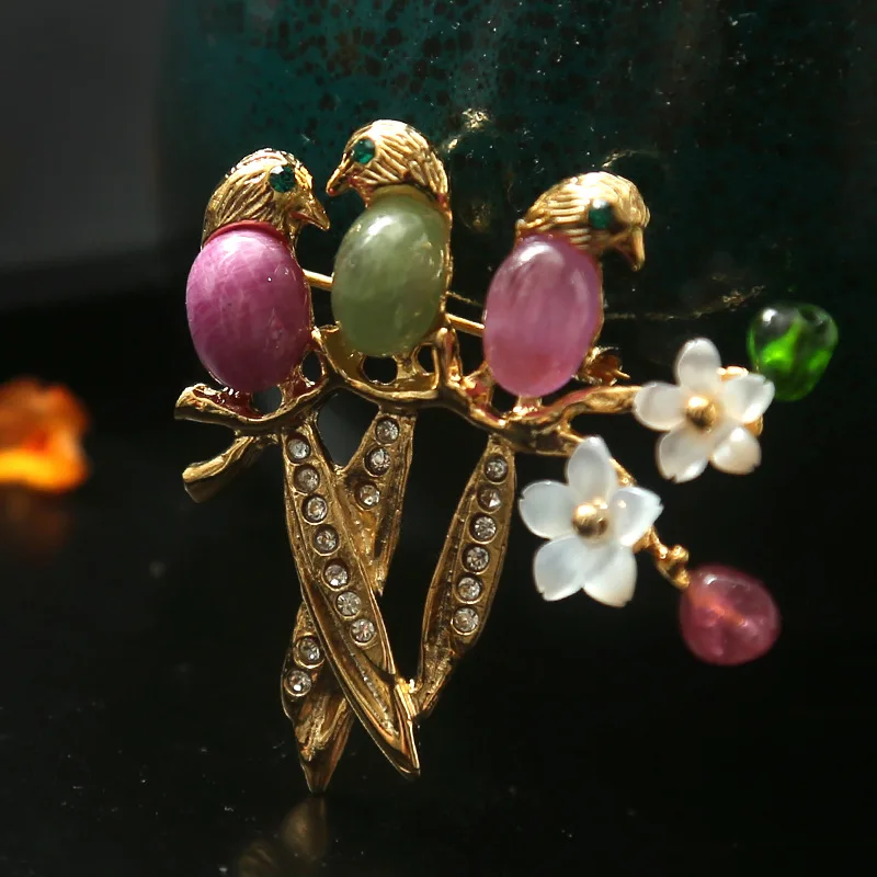

Amxiu Customized Italian Design Natural Ruby Tourmaline 925 Sterling Silver Brooch and Pendant Flower Birds Shape Brooches Pins
