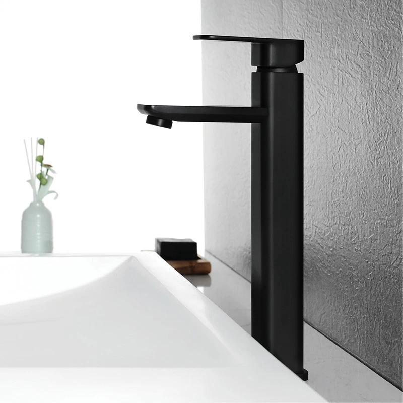 Basin Faucets Brass Deck Mounted  Bathroom Sink Faucets Single Hole Hot And Cold Water Mixer Black Basin Tap Single Handle