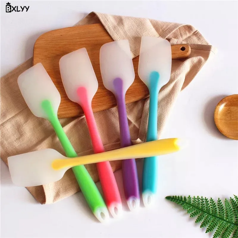  BXLYY New 1pc Silicone Cream Scraper 5.5 * 28.5cm Baking Accessories Kitchen Gadget 2019 New Year D