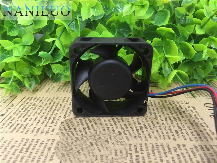 

NANILUO AFB0505HD 5V 0.45A 5CM 5020 3 wire dual ball bearing cooling fan