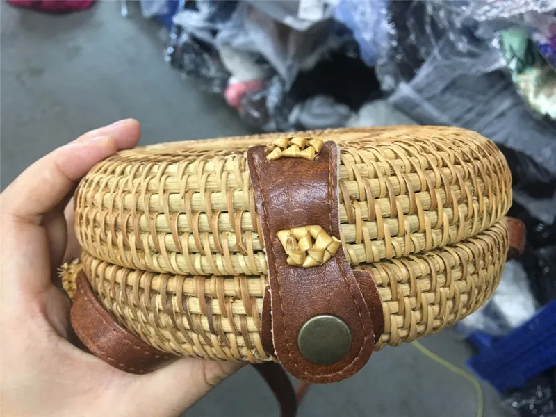 HTB1vctIBGSWBuNjSsrbq6y0mVXa7