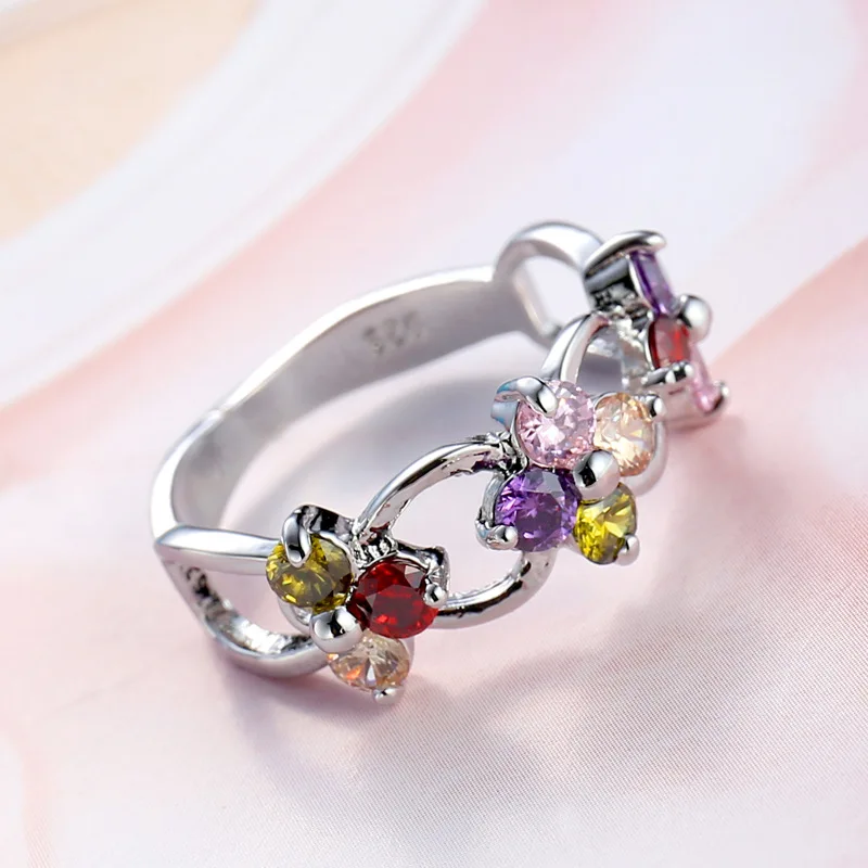 

2018 Fashion New Ladies Ring Silver Natural Crystal Zircon Bride Wedding Zircon Bijoux Femme Anillos Rings for Women Jewelry