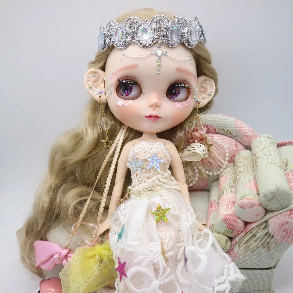 

customization doll DIY joint body Nude blyth doll For Girls Including clothes and Earrings beautiful girl