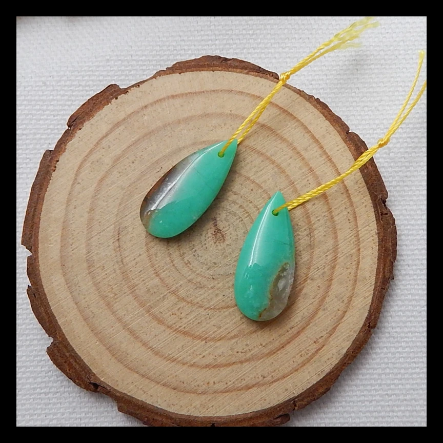 

Natural Stone Chrysoprase Horse Eye Shape Earring Bead 41x18x4mm 11g