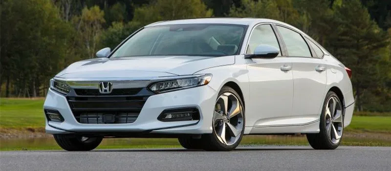 2018_honda_accord_sedan_touring_fq_oem_17_815_