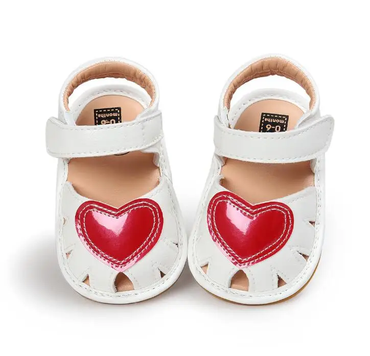 Mignon bébé sandales mode bébé sabots mignon semelle dure antidérapant bébé princesse chaussures bébé filles amour enfants chaussures pour 0-18M