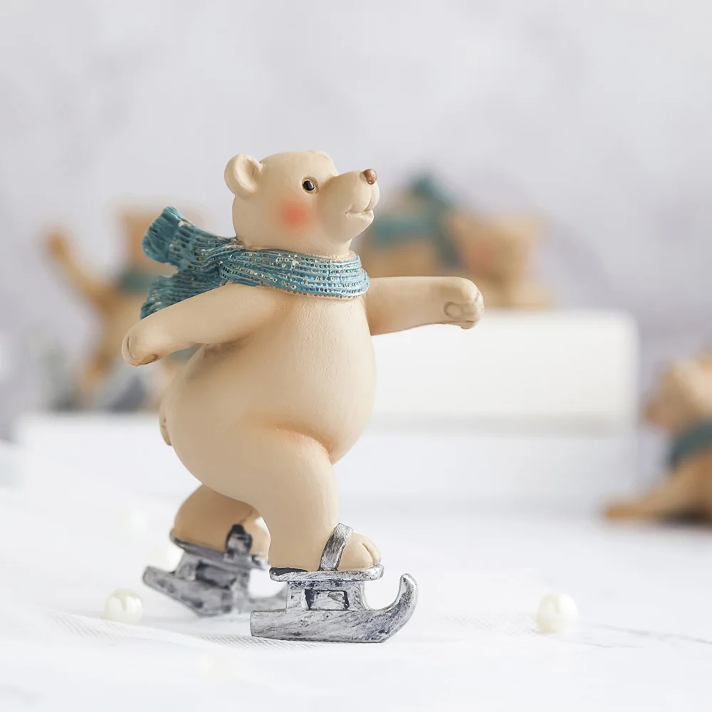 Украшение дома аксессуары полярный медведь статуя животного LX милая кукла игральная фигура Смола Ремесло Украшение медведь Рождественский подарок для детей - Цвет: skating