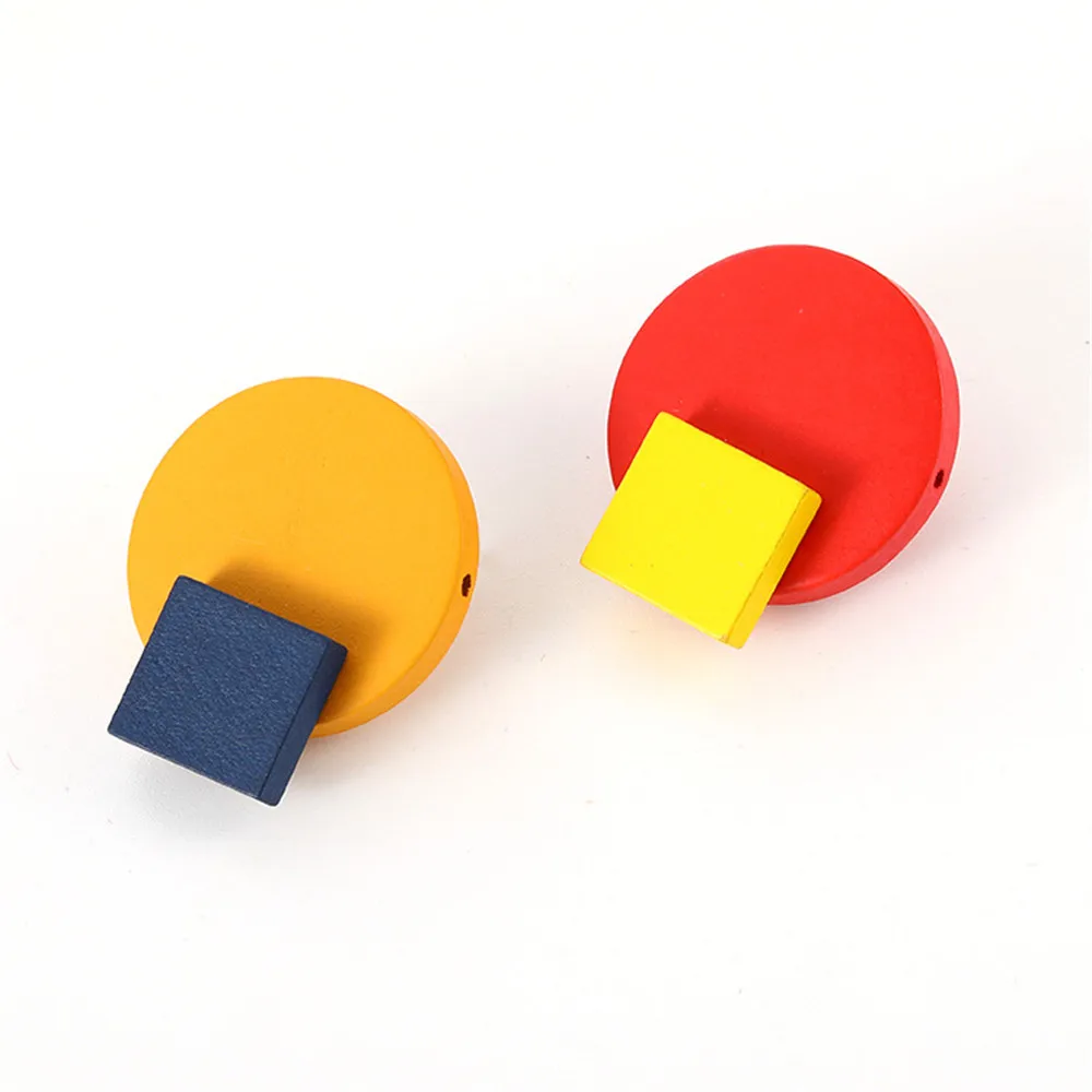 9470707979_204193426