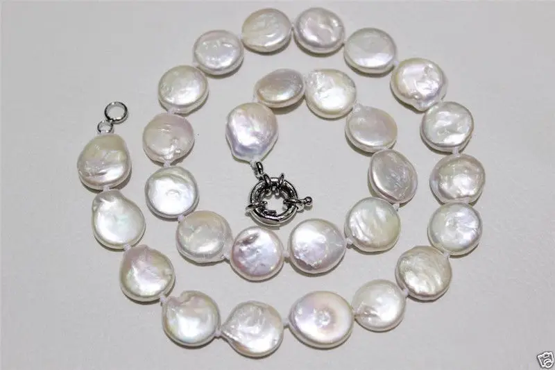 

FREE SHIPPINGRARE LARGE 13-14mm NATURAL WHITE COIN SHAPE FRESHWATER PEARL NECKLACE 18"AAA+