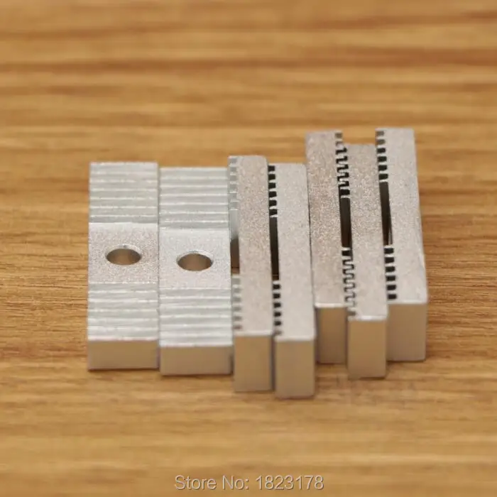 1249 2MM940 (5)