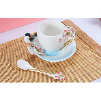 

Hot Enamel Porcelain Coffee Cup with Saucer Spoon Set Magpie Coffee Tasse Cafe Ceramic Tea Service for Home Decoration Gift