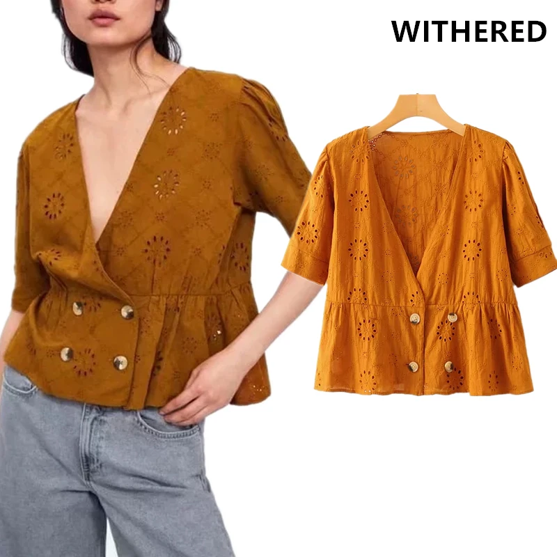 

Withered england style embroidery hollow out v-neck button blusas mujer de moda 2019 kimono shirt crop womens tops and blouses
