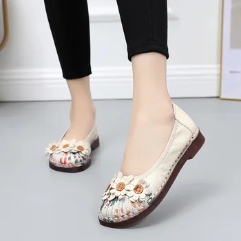 

SWONCO Flat Shoes Woman Genuine Leather Loafers Women Mocassin Femme Slip On Ladies Loafers Flats Retro Sneakers Flowear 2019