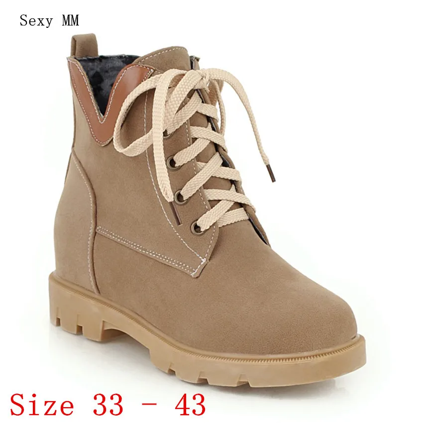 small wedge boots