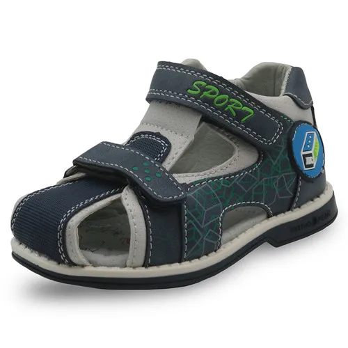 Apakowa/летние сандалии для мальчиков; детская обувь из искусственной кожи; ортопедическая детская обувь с закрытым носком; обувь для маленьких мальчиков; европейские размеры 21-26 - Цвет: Rblue