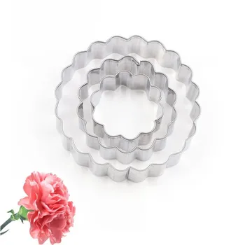 

TTLIFE 3pcs Carnation petals Cookie Cutter Flower Stainless Steel Biscuit Molds Wedding Cake Sugarcraft Dessert Decorating Tools