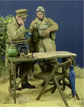 

Assembly Unpainted Scale 1/35 France Officer and Rider with Accessories, not map Historical toy Resin Model Miniature Kit