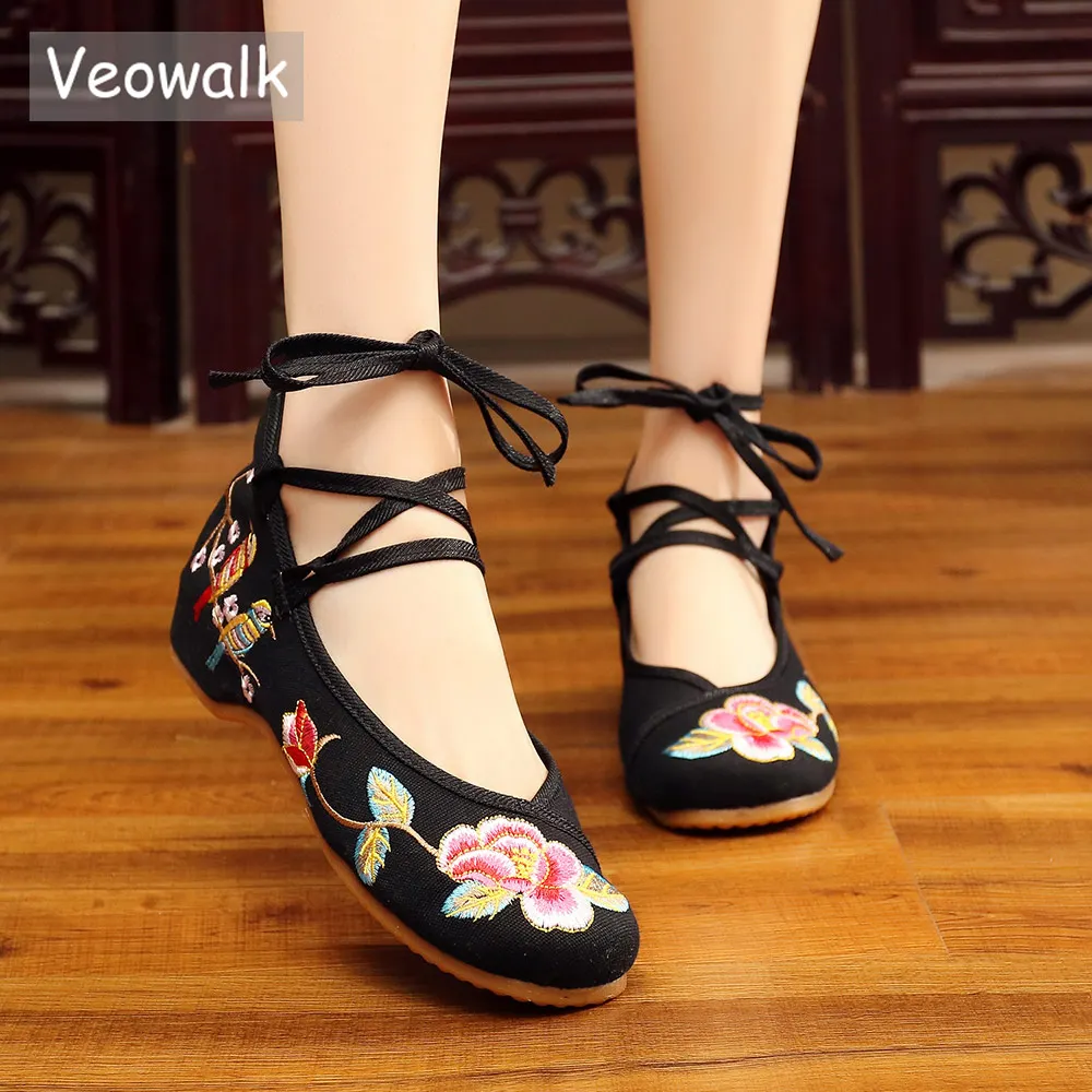 Женские балетки Veowalk с китайской вышивкой длинным ремешком на щиколотке удобные