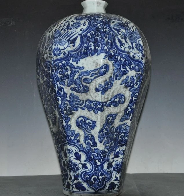 

Antiques China Blue&White Porcelain Dragon Phoenix Kirin Statue bottle jar VaseA