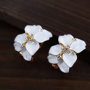 

Valentine's gift fashion jewelry shiny Zircon CZ Flower earring best for gift