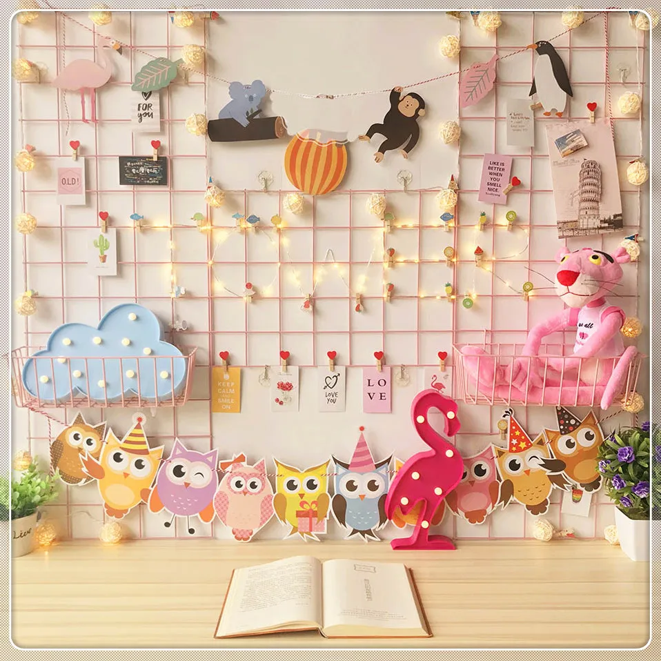 4 Storage Holders
