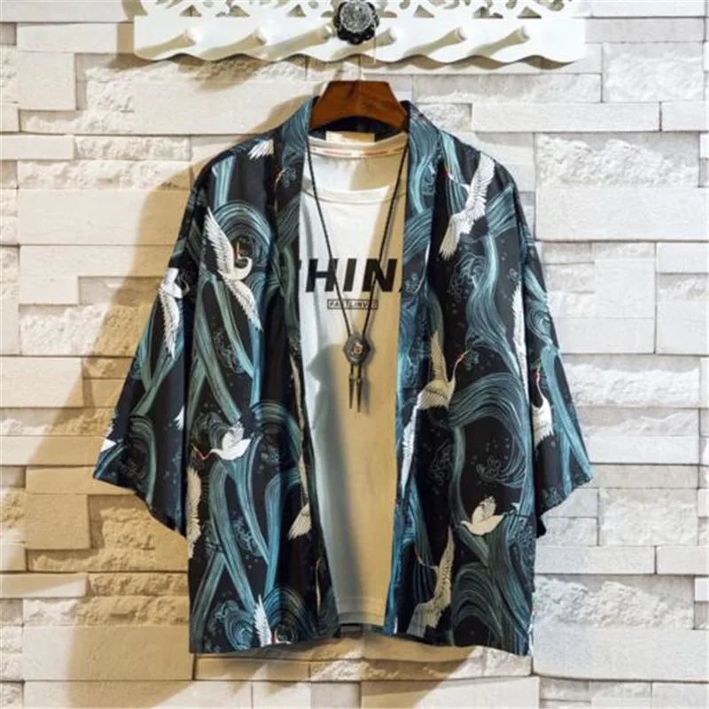

2019 new retro fashion tide men's shirt Chinese style flying crane robe cardigan men and women loose seven-point sleeve coat